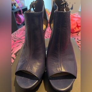 Vincent Camuto Wedge Heels Size 8